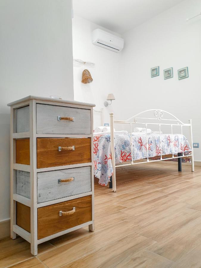 체팔루 Dafni E Naide B&B 외부 사진