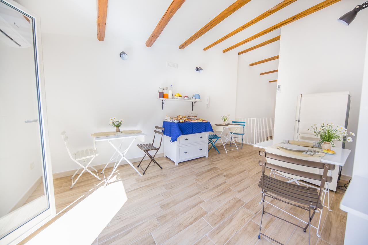 체팔루 Dafni E Naide B&B 외부 사진