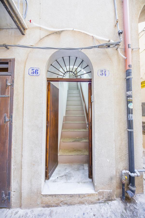 체팔루 Dafni E Naide B&B 외부 사진